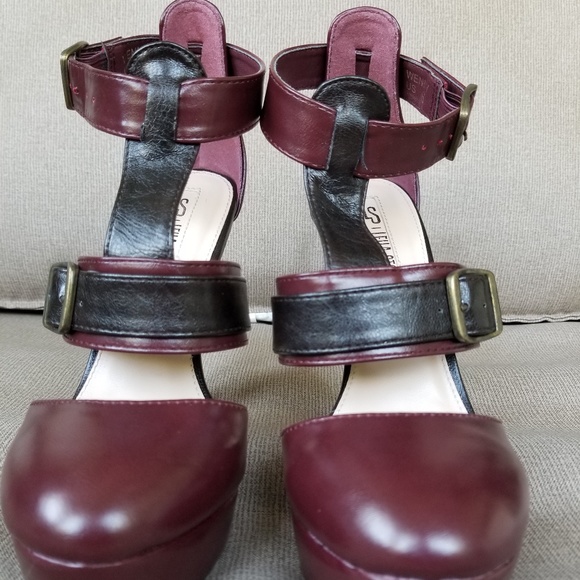 Leila Platform Sandals - Picture 1 of 6